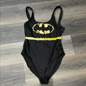 (5) Batman Swimsuit